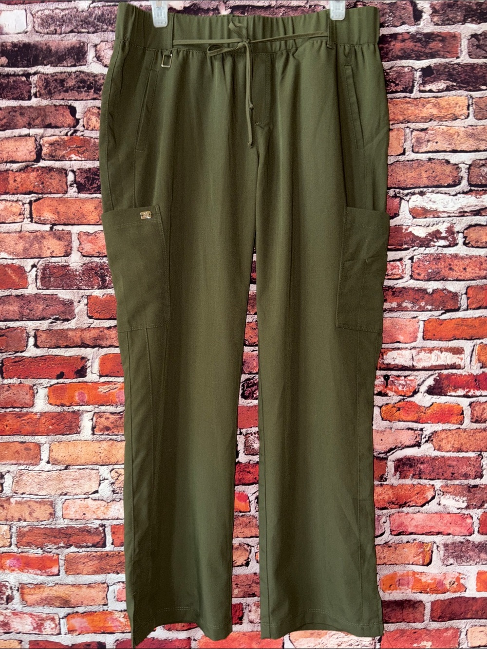 Grey’s Anatomy by Barco Olive Green Cargo Scrub Pants Size Medium Petite